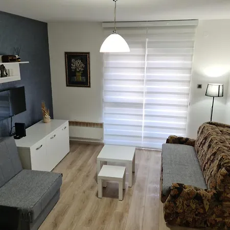 Apartman Marina, Sanja