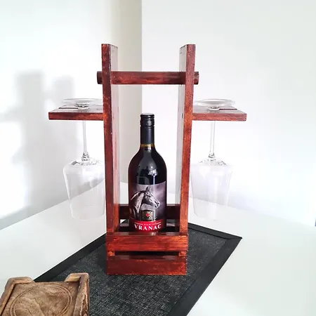 Marina, Sanja Zlatibor