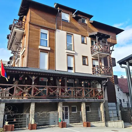 Marina, Sanja Apartman *